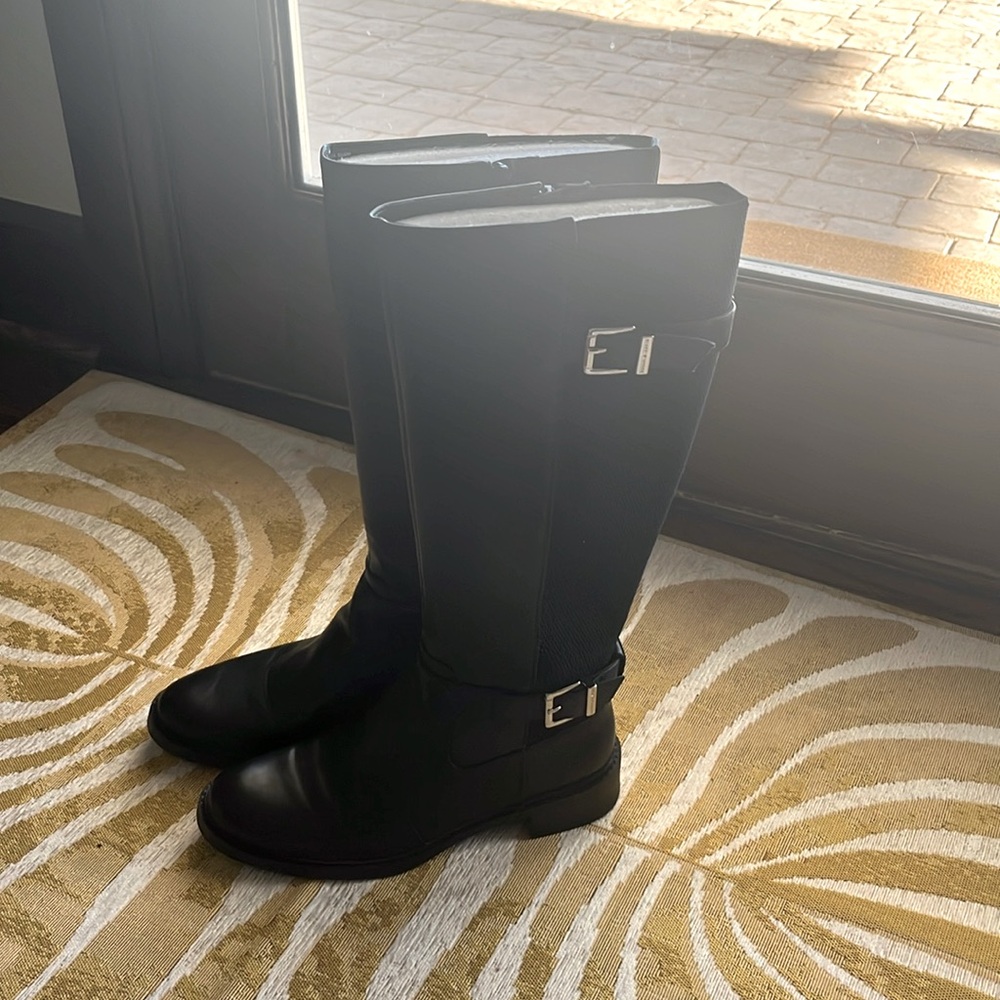 Women’s Katie and Kelly tall boots size 7.5, stretchy calf